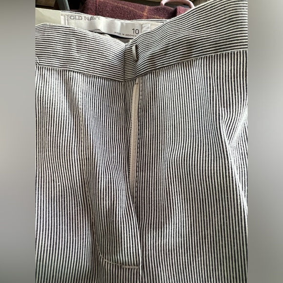 Old Navy ~ NWT Very Fine Pinstriped Pants - Picture 8 of 9
